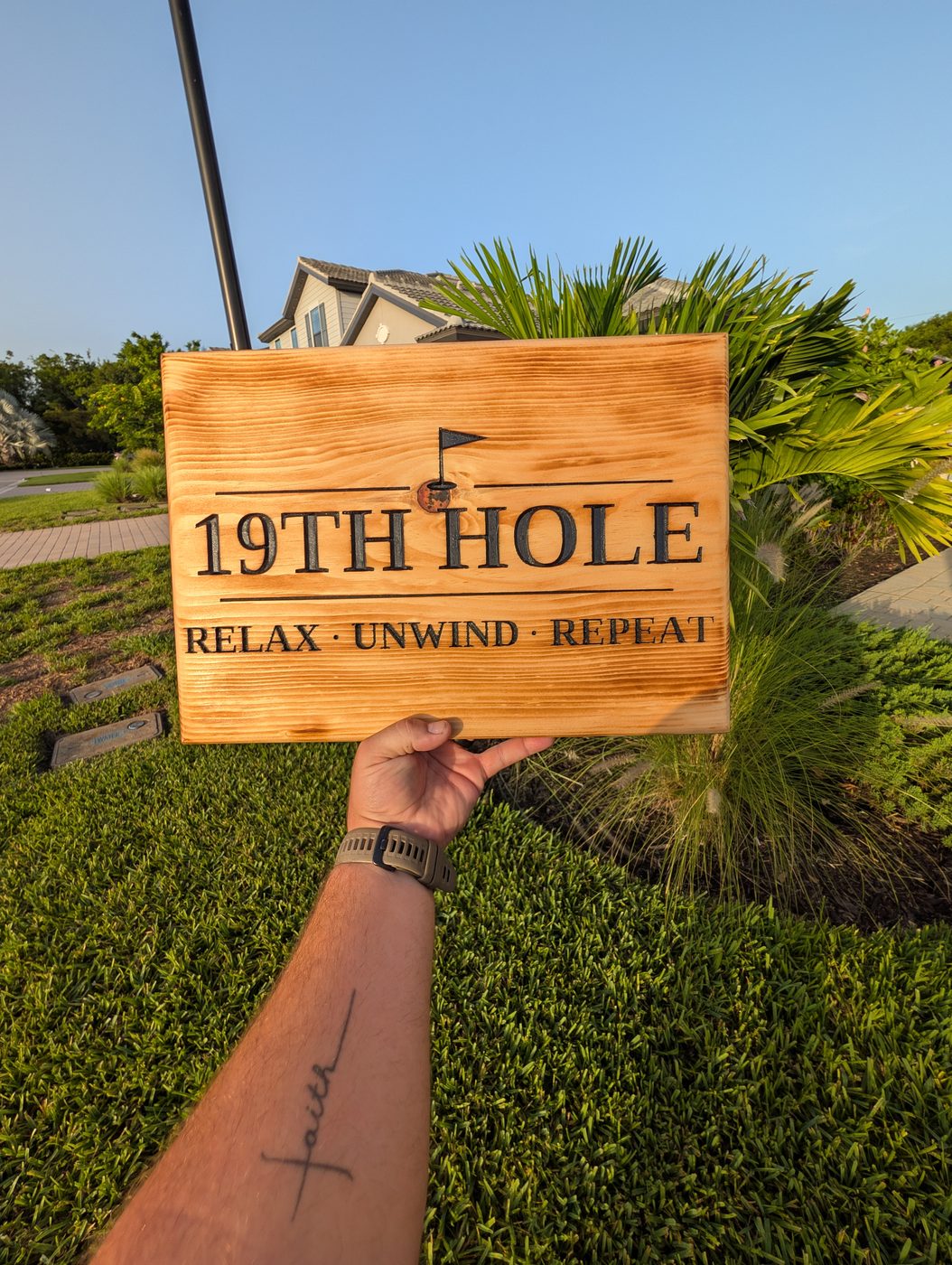 19th Hole golf sign